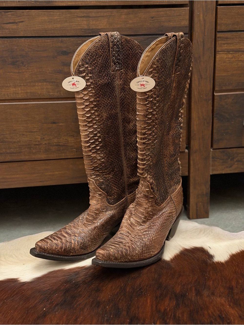 Idyllwind Snakeskin Snip Toe Boots